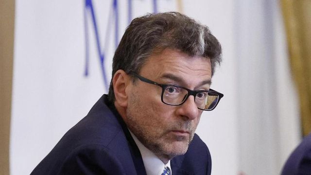 Giorgetti, 'non serve una manovra lacrime e sangue'