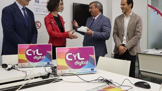 Castilla y León quiere romper la brecha digital en el medio rural