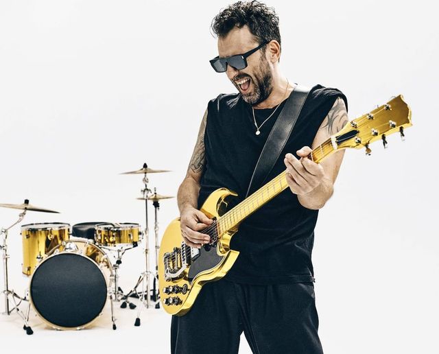 Cesare Cremonini, il 23 ottobre esce l’album di inediti Amateur