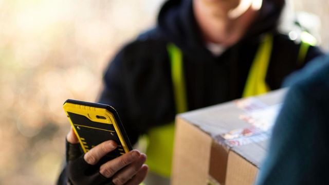 In manovra ipotesi tassa su piccoli pacchi extra Ue