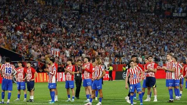 Detenido un seguidor de la Real Sociedad por el acoso a una furgoneta del Atlético a la vuelta de la final de Copa