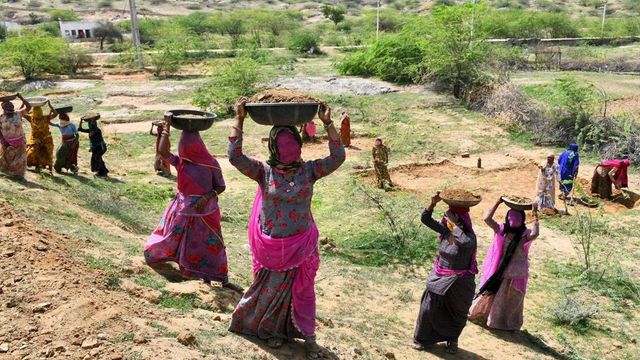 VB-G RAM G rural employment scheme rolls out, Centre notifies Rs 300 base daily wage