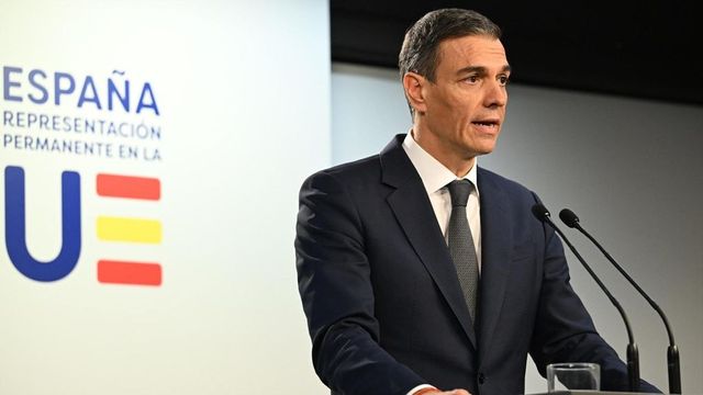 Sánchez afirma que el Gobierno está asumiendo sus responsabilidades tras los accidentes ferroviarios