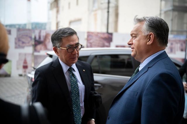 Orbán Viktor megríkatott egy nőt félúton Tusnádfürdő felé