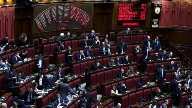 Decreto Milleproroghe, Camera approva la fiducia con 182 sì