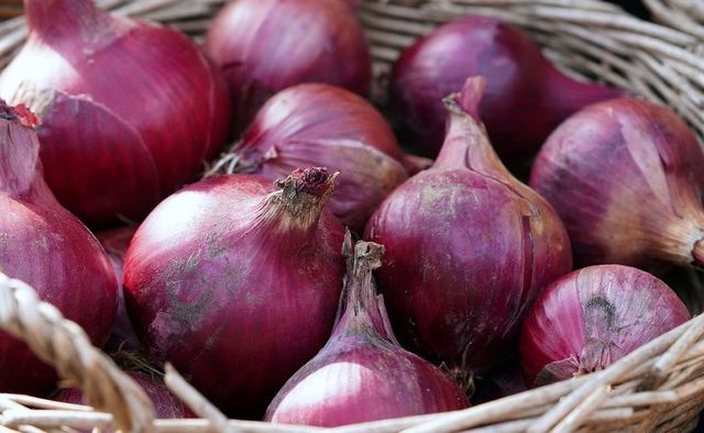 Centre Scraps Minimum Export Price On Onion