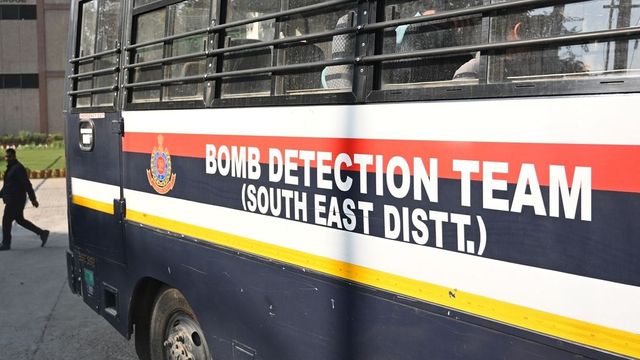 Delhi CM Secretariat, Maulana Azad medical college get bomb threat
