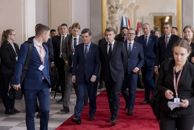 Raportul despre războiul hibrid al Rusiei și manipularea alegerilor, prezentat de Nicușor Dan liderilor UE