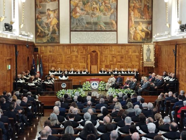 Università Cattolica di Milano, rettrice Beccalli inaugura anno accademico citando Anelli e Colombo