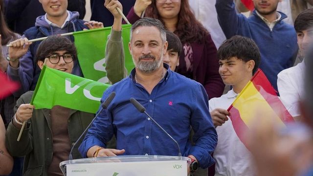 Abascal llama «mierda» a Pedro Sánchez y «rata» a Marlaska
