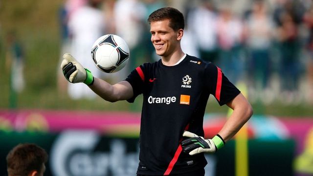 Goalkeeper Wojciech Szczesny retires from professional football at 34