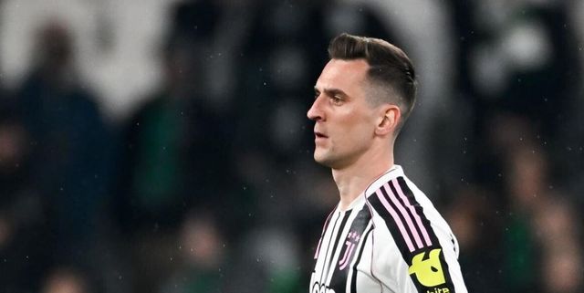 Infortunio Milik, stagione finita? Come sta attaccante Juventus