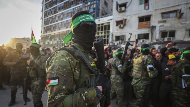 „Хамас“ публикува списък с имената на 20 израелски заложници, които ще бъдат освободени