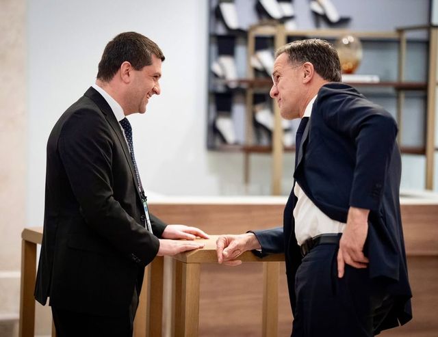 România cere echilibru strategic. Radu Miruță, discuții cu Mark Rutte la München