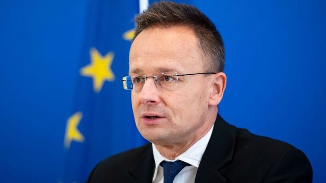 Szijjártó: az Európai Bizottság újabb mélyütést vitt be az EU versenyképességének