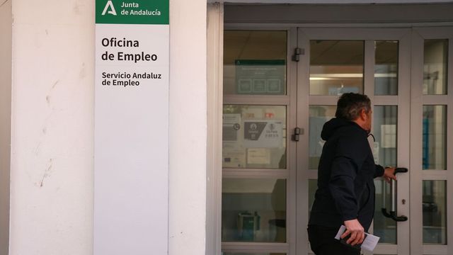 El paro sube en 706 personas en Euskadi en enero, aunque disminuye respecto al mismo mes del año pasado