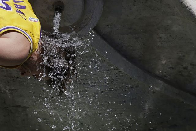 Sos caldo, oggi 12 città da bollino rosso, domani 15 e mercoledì 16