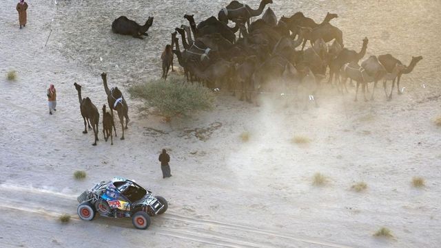 Pesadilla española en el Dakar: Sainz, Roma y Gutiérrez quedan KO