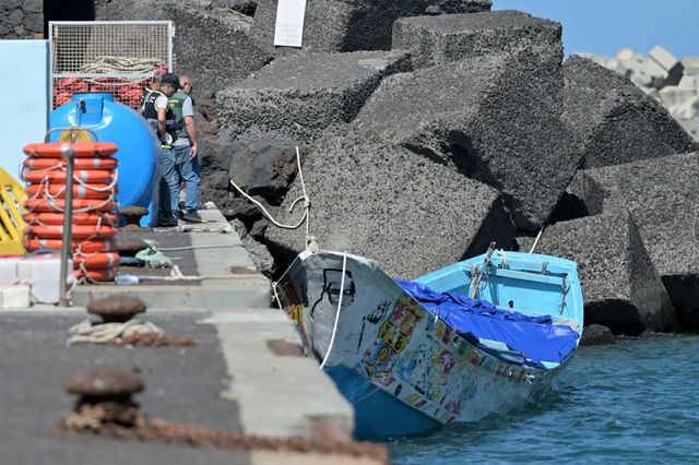 Casi 145 migrantes desaparecidos tras naufragar en Mauritania