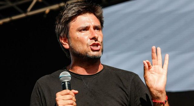 Di Battista, venerdì il rientro da Cuba dopo l’operazione