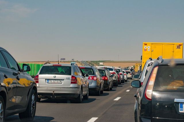 Trafic închis sâmbătă noapte, pentru lucrări, pe Autostrada Soarelui. Rute alternative recomandate de Poliție