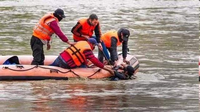 3 dead, 7 missing as boat carrying 18 from Bihar to Jharkhand capsizes in Ganga