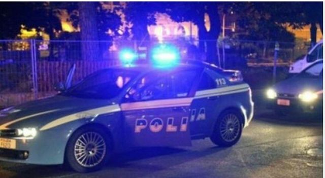 ++ Donna trovata morta a Napoli, non si esclude femminicidio ++