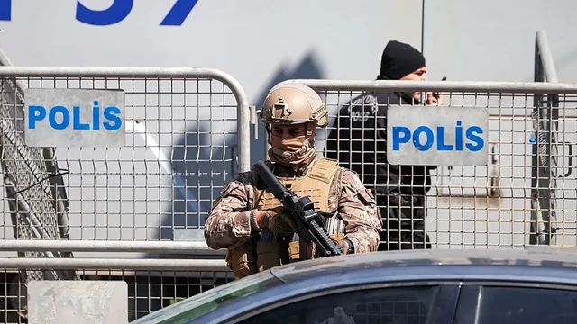 Patru morți și 20 de răniți într-un atac armat la o școală din Turcia, la o zi după un alt incident similar