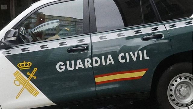 Un hombre y un niño fallecen al volcar su tractor en Asturias