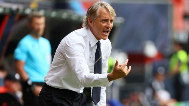 Roberto Mancini appointed as Saudi Arabia coach two weeks after quitting job in charge of Italy