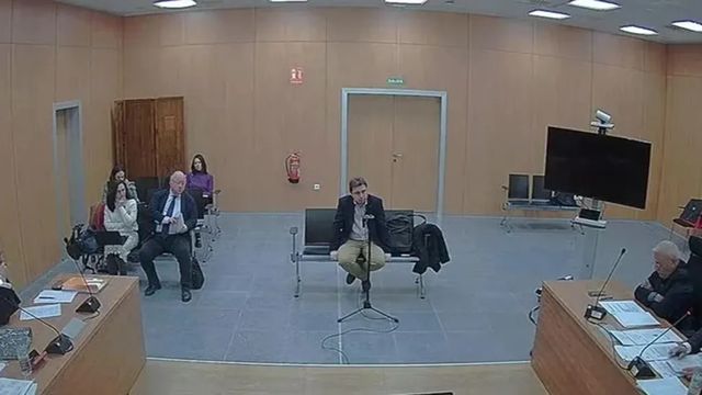 El exasesor de Moncloa entregó en Cultura los informes dudosos del hermano de Sánchez