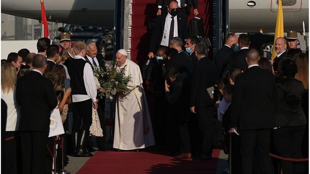 Papa Francisc se află în Ungaria pentru o vizită de câteva ore