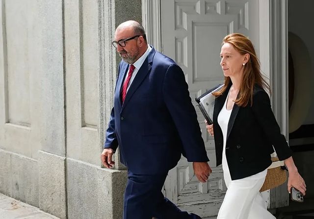Anticorrupción pide imputar a la abogada de Koldo e interrogar a Cristina Narbona en el caso 'cloacas'