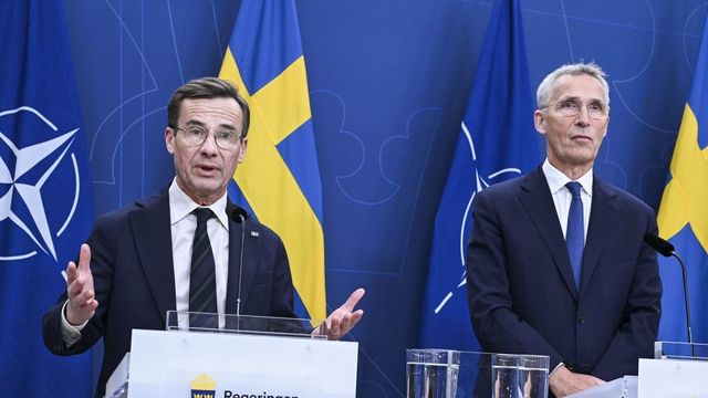 Hivatalos - NATO-tag lett Svédország