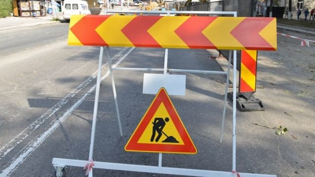 Sâmbătă va fi suspendat traficul pe o stradă din capitală