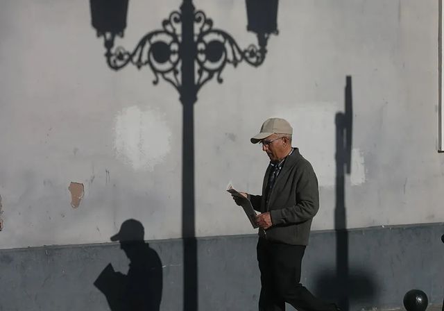 La jubilación flexible amplía desde este viernes las opciones para trabajar y cobrar la pensión