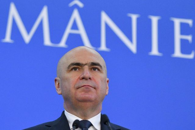 Bolojan spune că Guvernul nu va acorda compensații marilor consumatori dacă va fi limitat consumul de energie