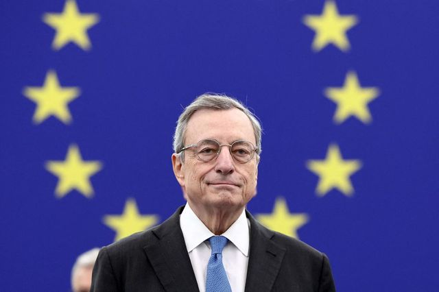 La previsione di Draghi: “Potremo essere da soli a garantire la sicurezza di Europa e Ucraina”