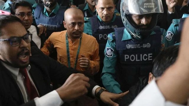 Bangladesh Court Rejects Bail Plea Of Hindu Monk Chinmoy Krishna Das Again