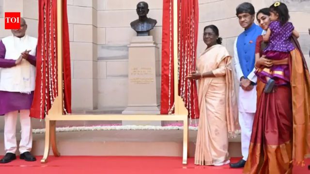 Rajaji statue to replace Lutyens' at Prez house that he designed