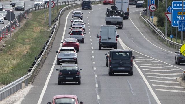 Una mujer y una niña, heridas graves en un accidente en Murcia