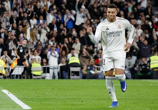 Mbappé iguala el récord de goles de Cristiano