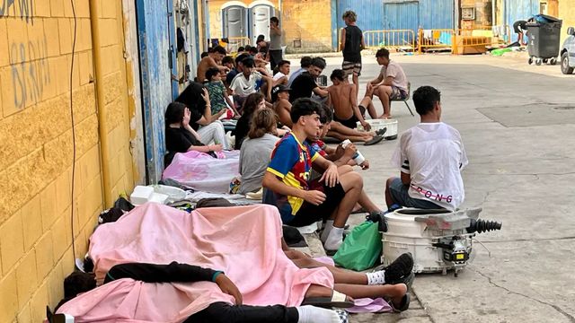Querella contra un consejero de Mohamed VI y el delegado del Gobierno por el caos migratorio en Ceuta