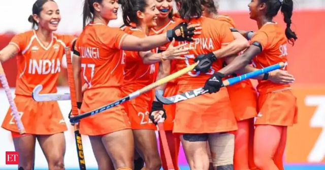 Hockey teams don saffron jerseys in Asian Games