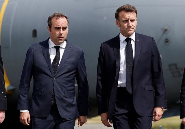 Sébastien Lecornu védelmi miniszert nevezte ki Macron miniszterelnöknek
