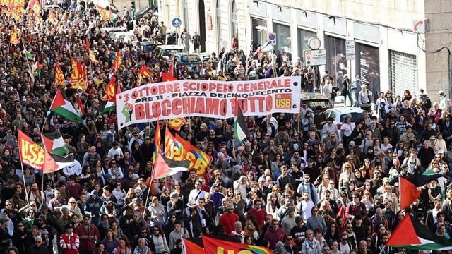 Tajani, 'vicino agli agenti feriti da estremisti violenti'