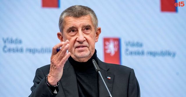 SPD váhá s podporou vlády, čeká na Babišovo vysvětlení muniční iniciativy