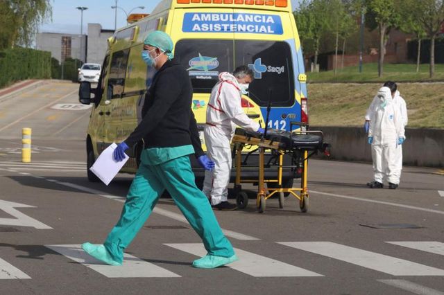 Varios familiares agredien a médicos del Hospital de Terrassa mientras atendían a una mujer de parto