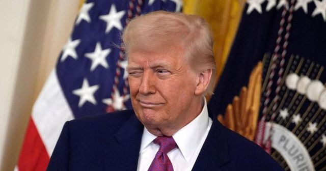 Un bar care a promis bere gratis în ziua morții lui Donald Trump își pierde licența pentru alcool