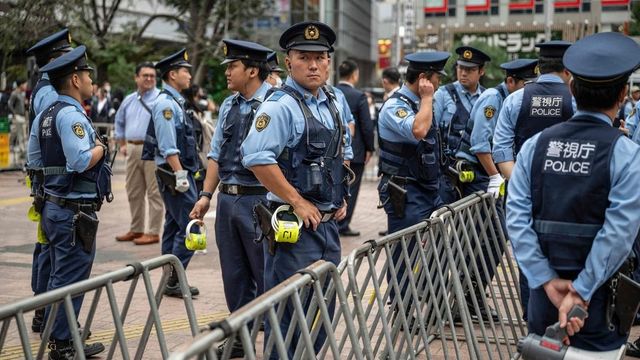 Police arrest student suspected of hammer attack at a Tokyo university